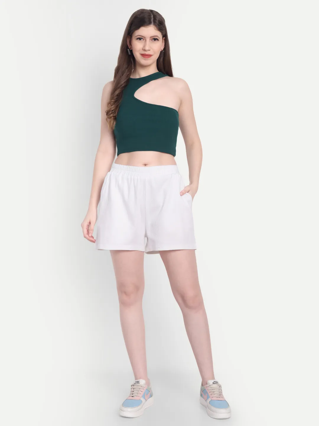 ecomm female shoot
